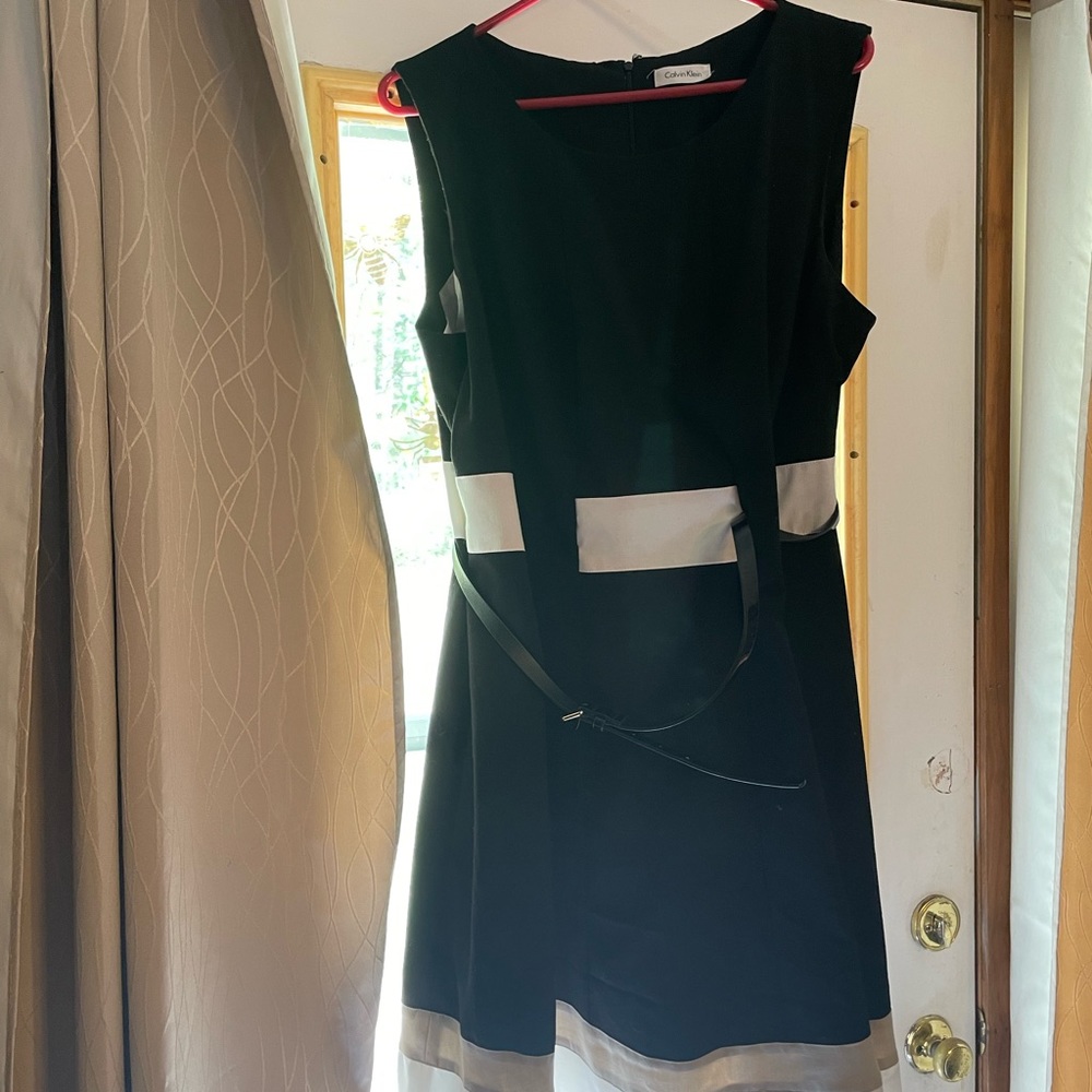 Calvin Klein Black White Tan Color Block Sleeveless Dress Size 18/20